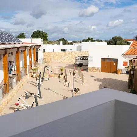 Sagres Sun Stay - Surf Camp&Hostel-3